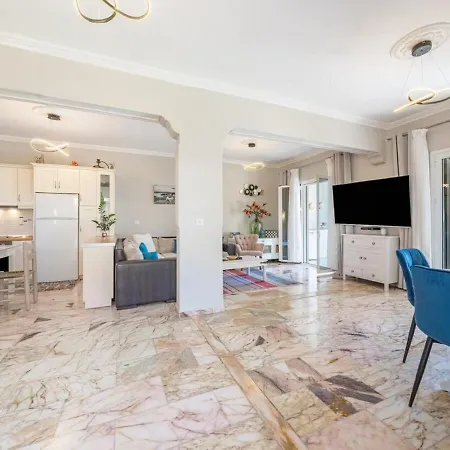 Σπίτι διακοπών Donna's Luxury In With Pool 300m To Sea *