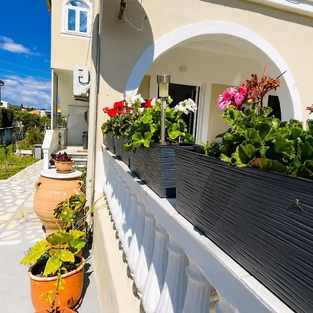 Donna's Luxury In With Pool 300m To Sea * Κασσιόπη