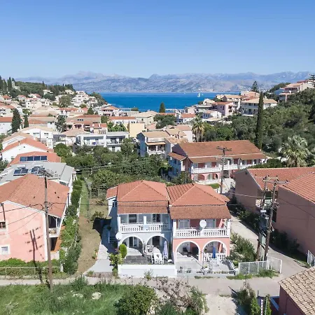 Luxury Family In The Center Of Kassiopi