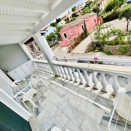 Luxury Family In The Center Of * Kassiopi